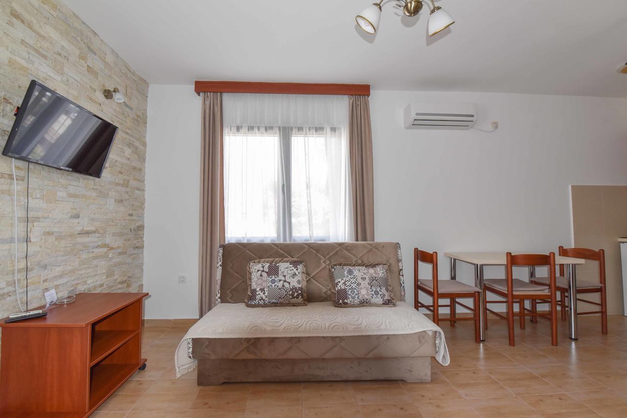 Studio Apartments 6 Palmi ブドヴァ エクステリア 写真